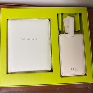 Victoria Hagan Passport Holder & Luggage Tag Travel Set NIB
